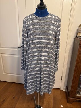Lou & Grey Blue and White Striped Knit Top